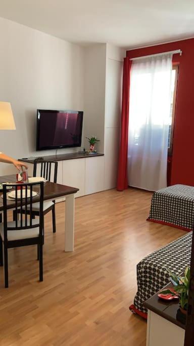 5 Min Dagli Uffizi Suite Wifi Confort 佛罗伦萨 外观 照片